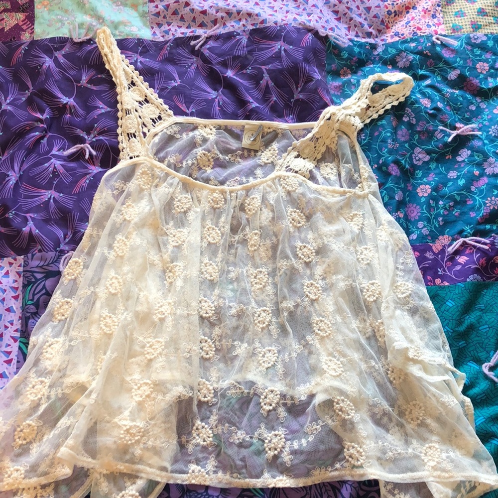 Paper Crane lacy over Tank